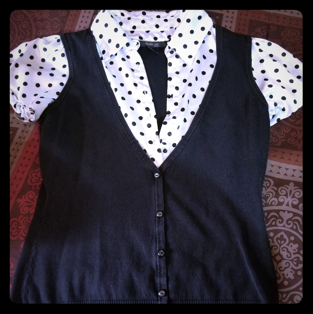 Black-and-white polka. collared shirt
